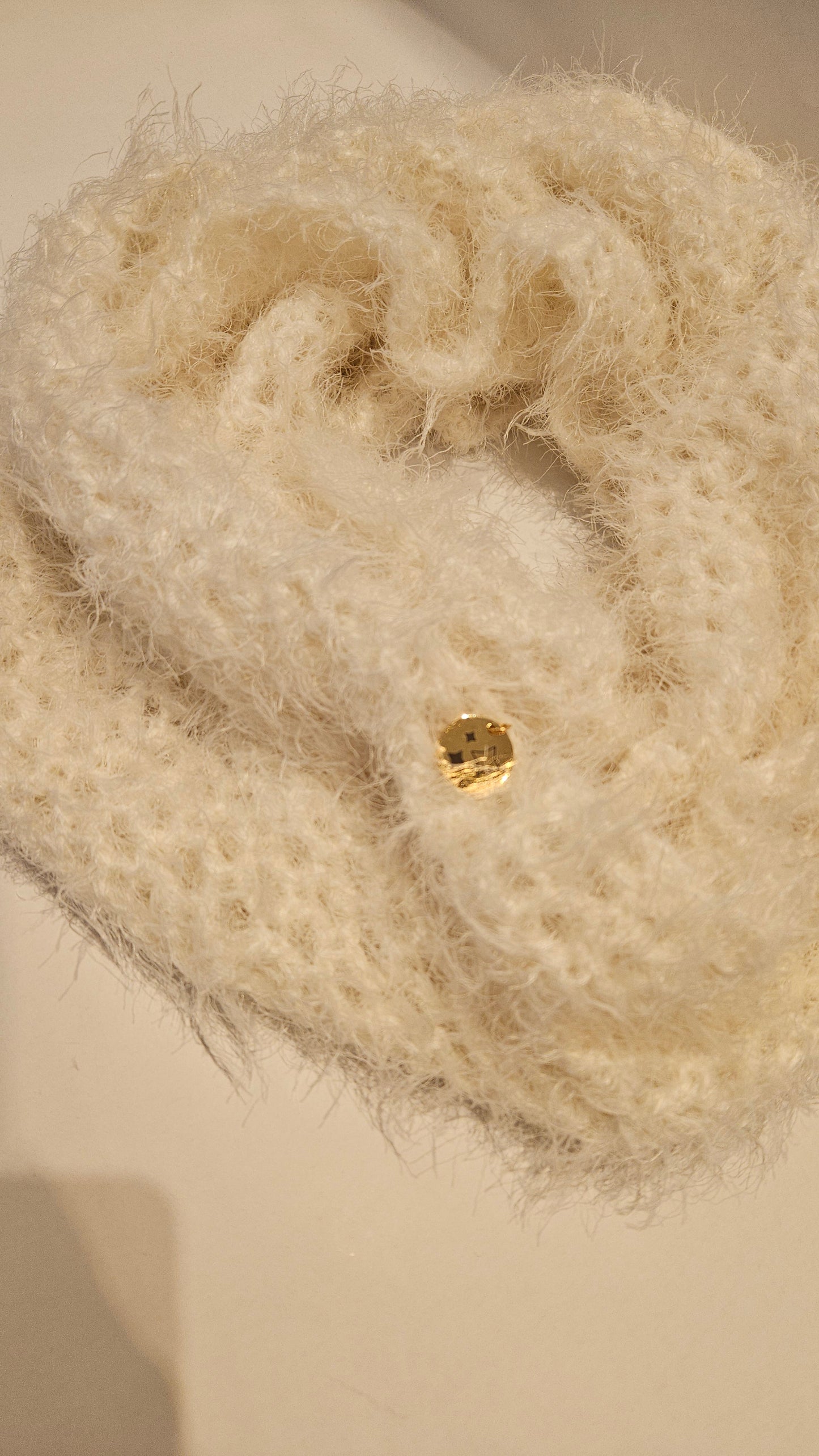 Fluffy winter collar