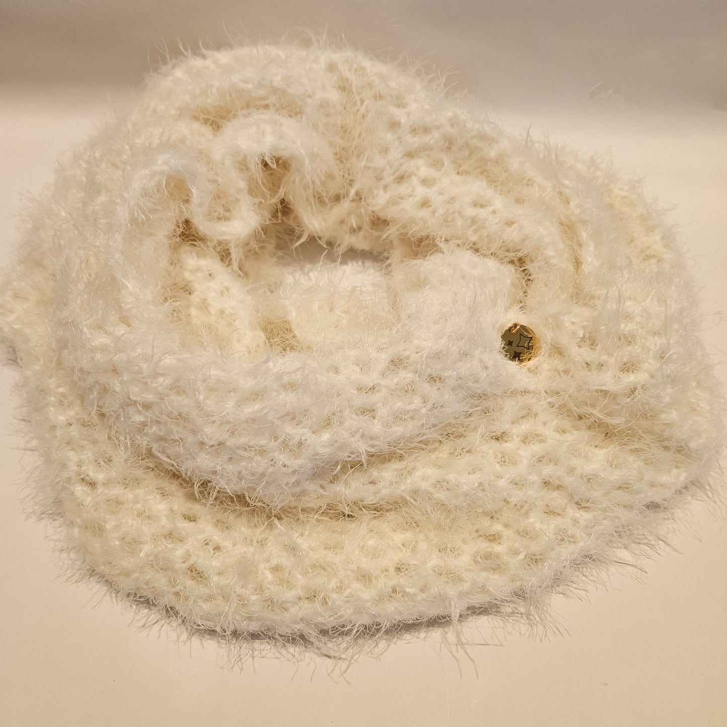 Fluffy winter collar