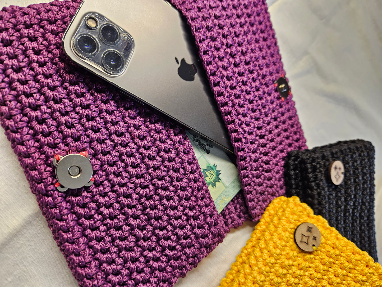 Crochet wallet